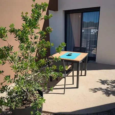 Privee Contemporaine Avec Terrasse Proche Ajaccio Et Plages Bed & Breakfast *